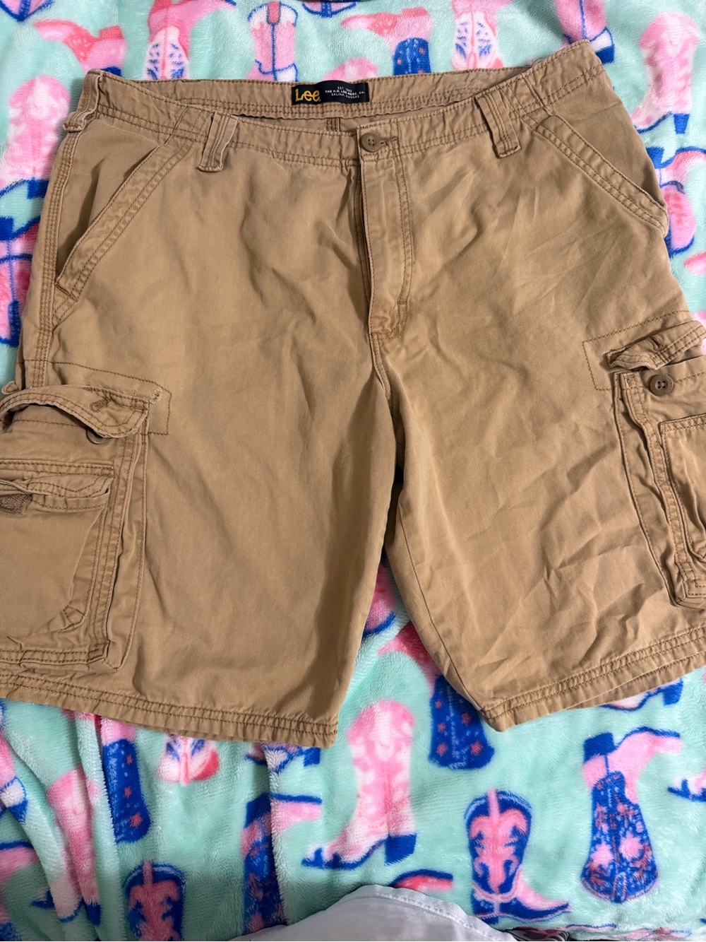 Lee Men's Khaki Cargo Shorts